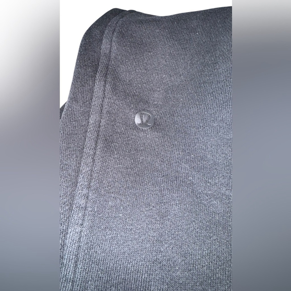 Lululemon Scuba Relaxed High-Rise Jogger
Black - Picture 8 of 9